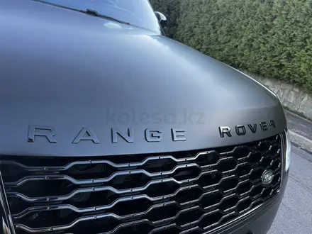 Land Rover Range Rover 2018 года за 56 000 000 тг. в Алматы – фото 4