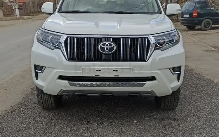 Toyota Land Cruiser Prado 2022 годаүшін31 500 000 тг. в Актобе