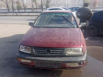 Volkswagen Vento 1992 года за 370 000 тг. в Алматы – фото 2