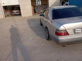 Mercedes-Benz E 280 1994 года за 2 650 000 тг. в Кызылорда – фото 2