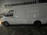 Mercedes-Benz Sprinter 1997 года за 3 000 000 тг. в Есик