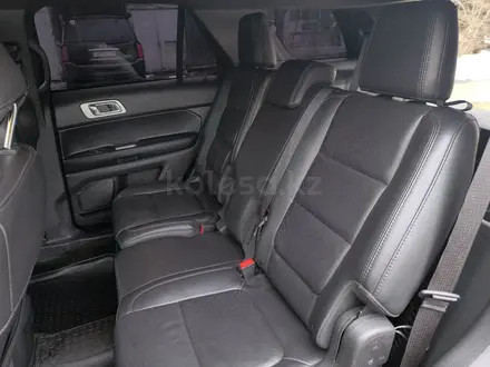 Ford Explorer 2013 года за 12 000 000 тг. в Алматы – фото 19
