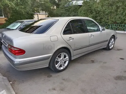 Mercedes-Benz E 200 2002 года за 7 000 000 тг. в Семей – фото 5