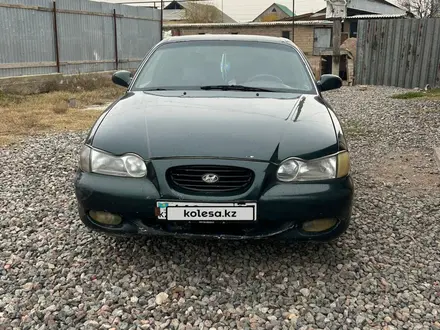 Hyundai Sonata 1998 года за 1 400 000 тг. в Алматы – фото 8