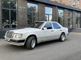 Mercedes-Benz E 220 1993 года за 1 800 000 тг. в Павлодар – фото 4