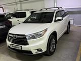 Toyota Highlander 2014 года за 14 000 000 тг. в Усть-Каменогорск