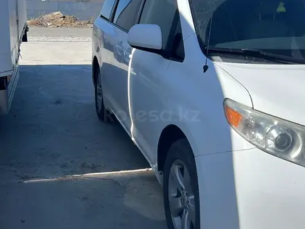 Toyota Sienna 2011 года за 10 800 000 тг. в Атырау – фото 11