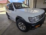Nissan Pathfinder 1998 года за 2 200 000 тг. в Алматы – фото 2