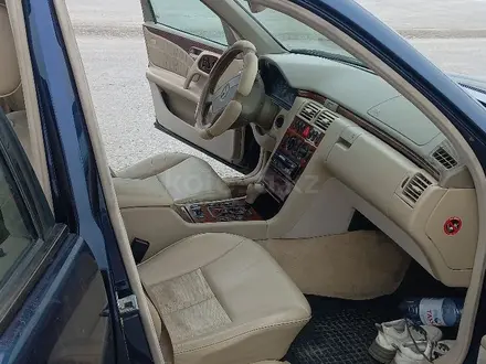 Mercedes-Benz E 280 1999 года за 6 500 000 тг. в Шымкент – фото 18