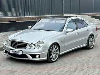 Mercedes-Benz E 63 AMG