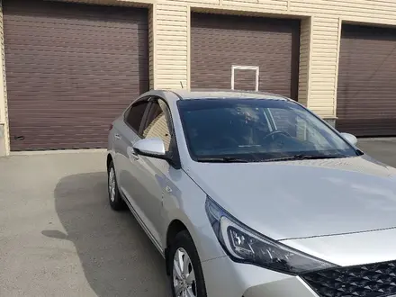 Hyundai Accent 2020 года за 9 100 000 тг. в Усть-Каменогорск – фото 3