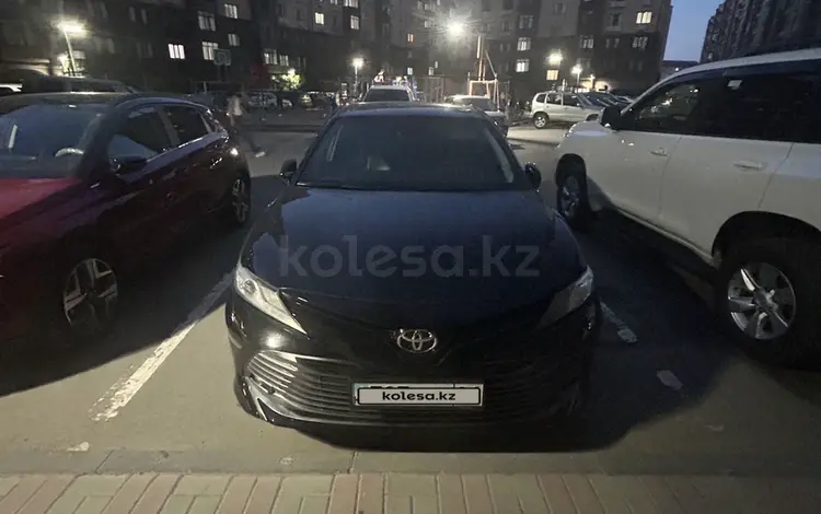 Toyota Camry 2019 года за 12 000 000 тг. в Атырау