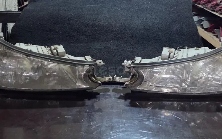 TitanAuto Ford Mondeo 2 передние фары за 40 000 тг. в Астана