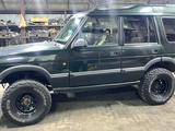 Land Rover Discovery 1997 годаүшін2 700 000 тг. в Талгар