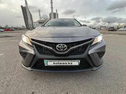 Toyota Camry 2021 года за 9 000 000 тг. в Астана – фото 9