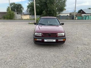 Volkswagen Vento, 1992