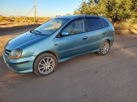 Nissan Almera Tino 2001 года за 2 600 000 тг. в Актобе – фото 8