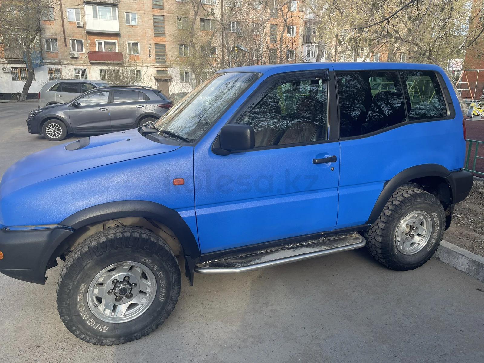 Nissan Mistral 1999 г.