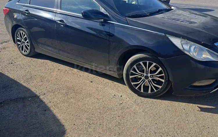 Hyundai Sonata 2012 годаfor3 700 000 тг. в Актобе