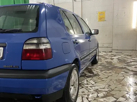 Volkswagen Golf 1993 года за 1 700 000 тг. в Астана