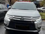 Mitsubishi Outlander 2016 года за 9 350 000 тг. в Алматы