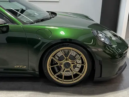 Porsche 911 2025 года за 163 000 000 тг. в Алматы – фото 3