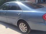 Toyota Camry 2002 годаүшін4 400 000 тг. в Шу – фото 4