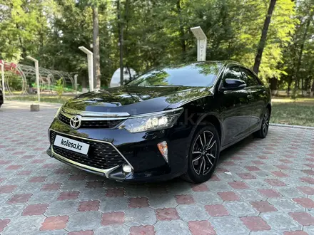 Toyota Camry 2017 года за 12 500 000 тг. в Тараз – фото 2