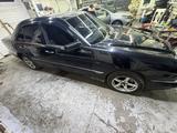 Mercedes-Benz E 320 1999 года за 2 500 000 тг. в Семей – фото 3