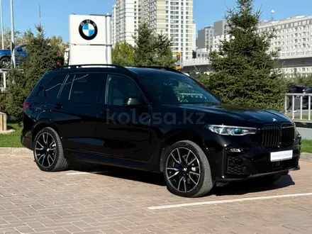 BMW X7 XDrive 40i 2021 года за 40 950 000 тг. в Астана – фото 3