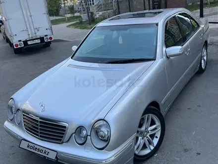 Mercedes-Benz E 320 2000 года за 4 800 000 тг. в Алматы – фото 25