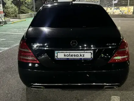 Mercedes-Benz S 550 2007 года за 6 700 000 тг. в Алматы – фото 28