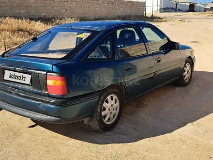 Opel Vectra 1995 года за 550 000 тг. в Актау – фото 3