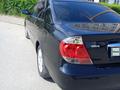 Toyota Camry 2005 годаүшін6 800 000 тг. в Семей – фото 4