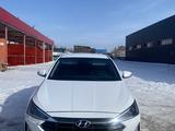 Hyundai Elantra 2019 года за 9 000 000 тг. в Астана