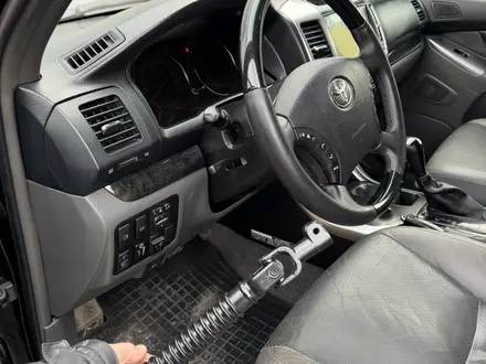 Toyota Land Cruiser Prado 2007 года за 16 600 000 тг. в Караганда – фото 57