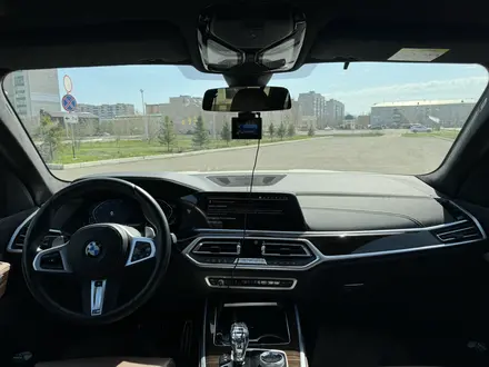 BMW X7 2021 года за 57 500 000 тг. в Уральск – фото 19