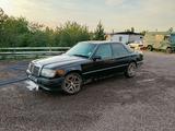 Mercedes-Benz E 220 1993 годаүшін1 550 000 тг. в Караганда – фото 2
