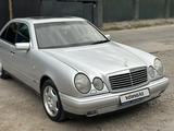 Mercedes-Benz E 320 1997 года за 3 500 000 тг. в Алматы