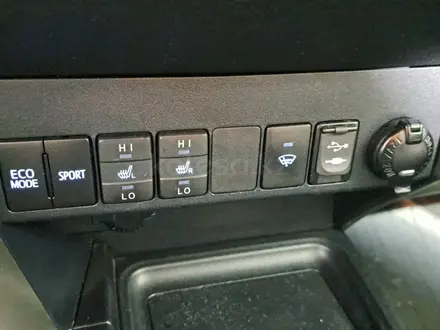 Toyota RAV4 2014 года за 7 850 000 тг. в Астана – фото 16