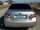 Toyota Camry 2011 годаfor6 000 000 тг. в Атырау – фото 2