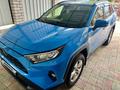 Toyota RAV4 2020 года за 12 900 000 тг. в Актобе – фото 3