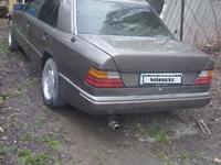 Mercedes-Benz E 230 1993 года за 1 000 000 тг. в Алматы