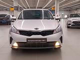 Kia Rio 2021 года за 8 390 000 тг. в Алматы – фото 2