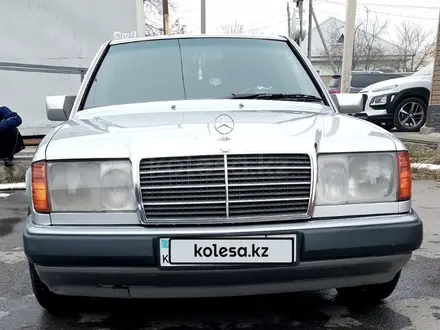 Mercedes-Benz E 230 1992 года за 2 300 000 тг. в Шымкент