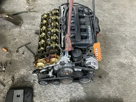 Bmw двигатель m54 2.5 за 550 000 тг. в Алматы