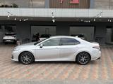 Toyota Camry 2023 годаүшін16 500 000 тг. в Шымкент – фото 4