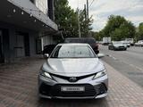 Toyota Camry 2023 годаүшін16 500 000 тг. в Шымкент – фото 3