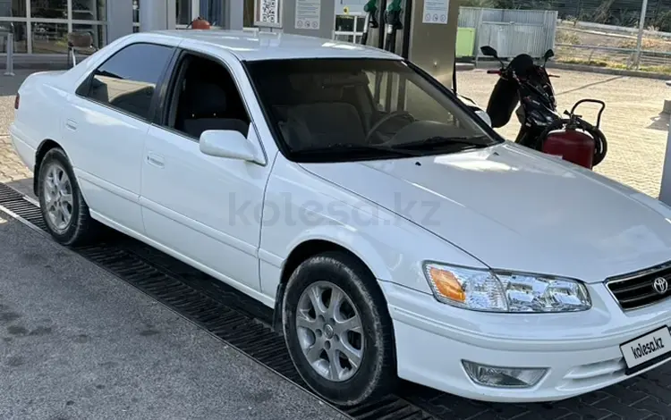 Toyota Camry 2000 годаүшін4 100 000 тг. в Тараз