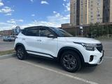 Kia Seltos 2024 годаfor9 800 000 тг. в Астана – фото 3